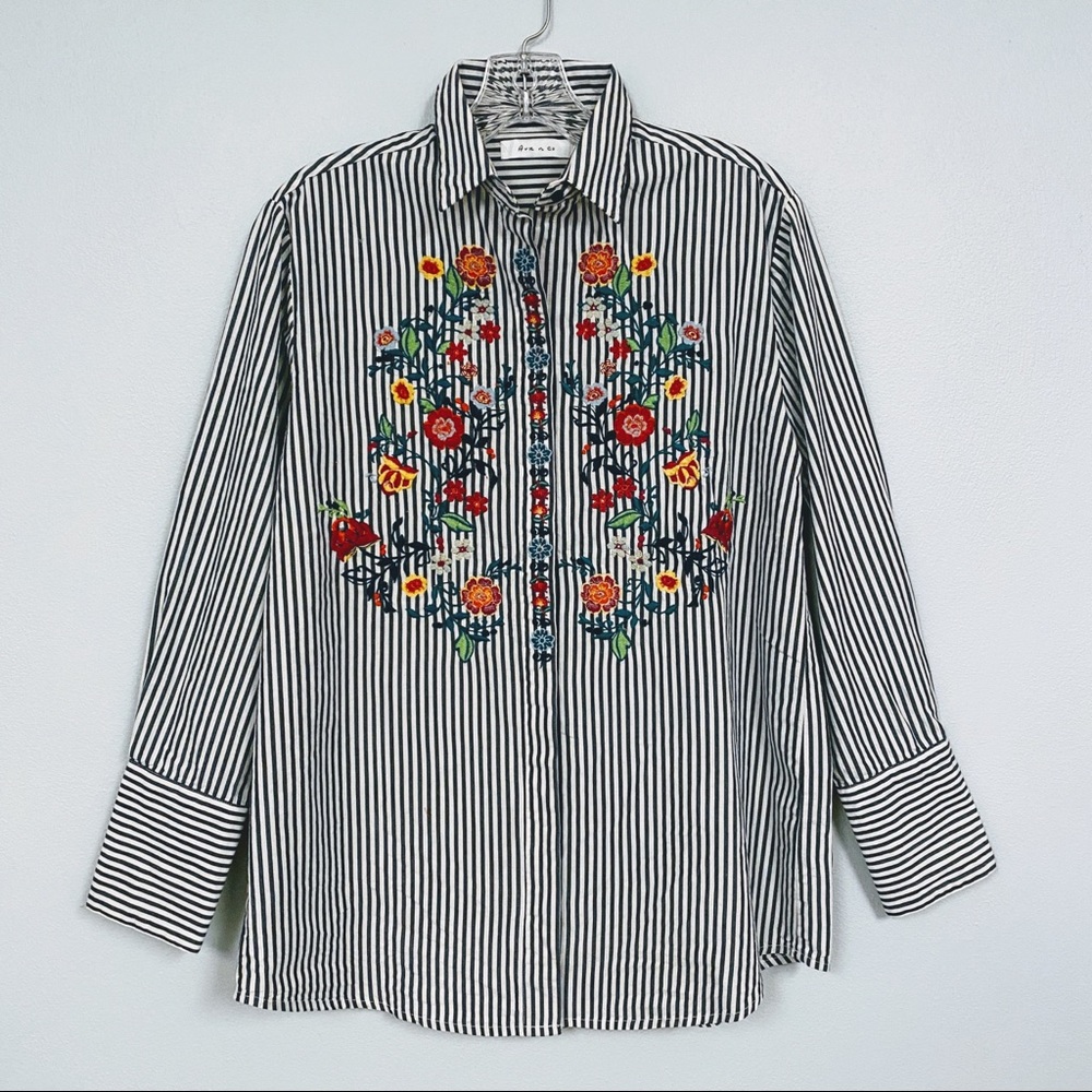 ARK & CO 🌻 Striped Floral Button-up Tunic